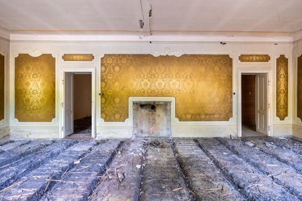Fireplace Demolition in Castle Rock